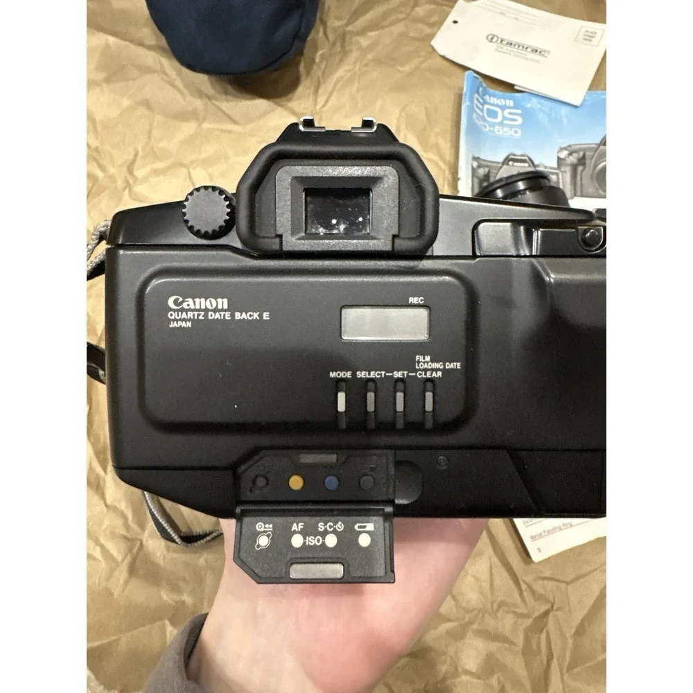 Canon EOS 650 35mm‎ Film Camera 52mm Haze L, 50mm 100-300mm Lens New Battery EUC